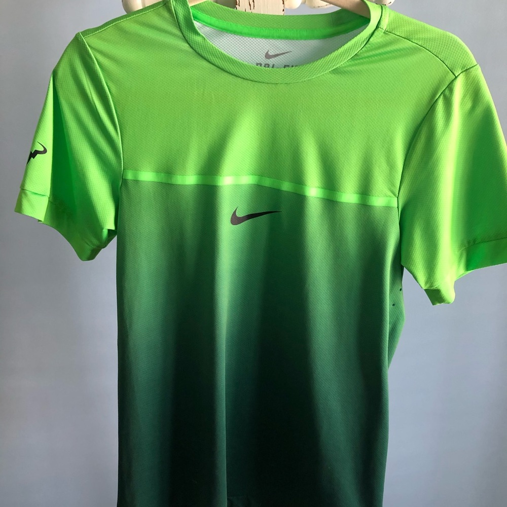 Nike Nadal Mens XS Dri-fit Sport shirt